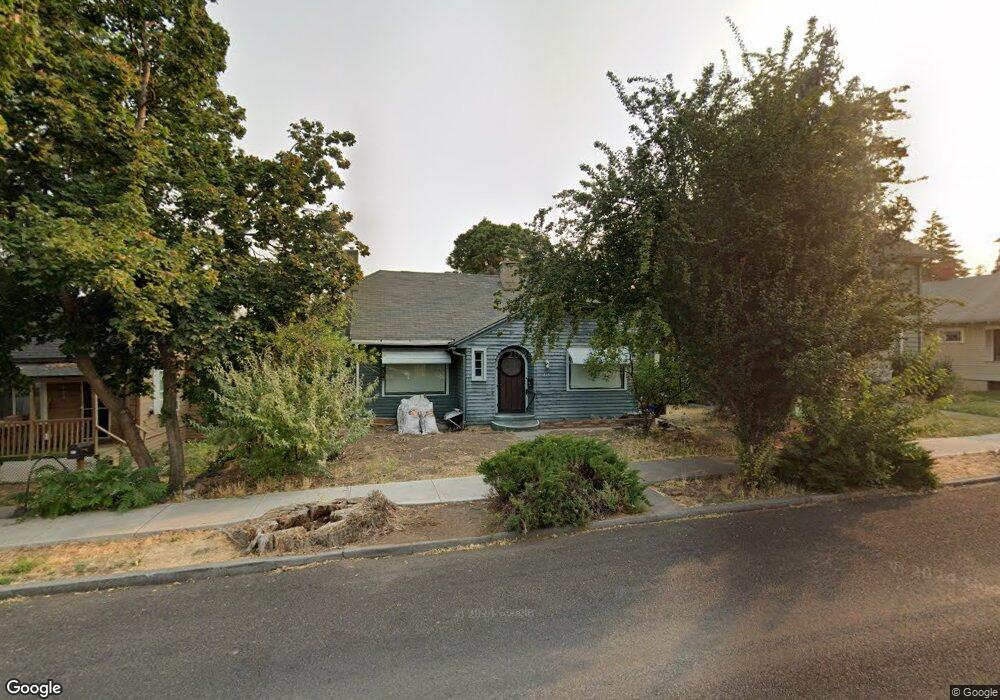 415 W 9th St, the Dalles, OR 97058 - photo 1