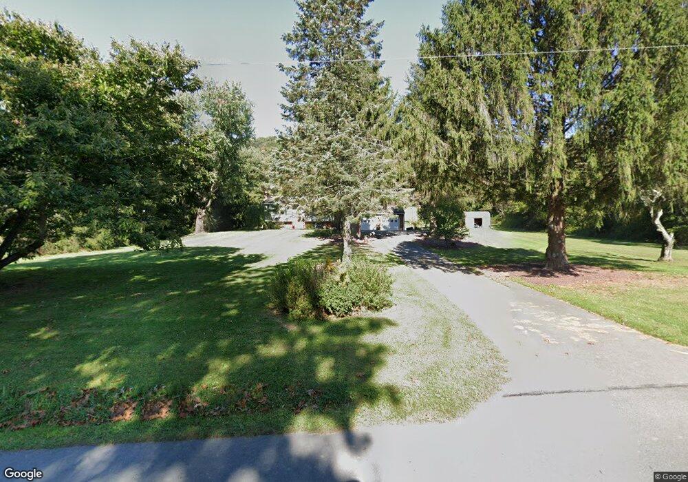 232 Roth Rd, New Bloomfield, PA 17068 - photo 1