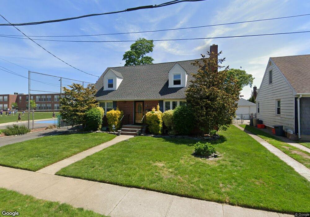 127 Rule St, Franklin Square, NY 11010 - photo 1