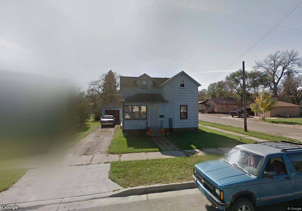 645 2nd St SW, Jamestown, ND 58401 - photo 1