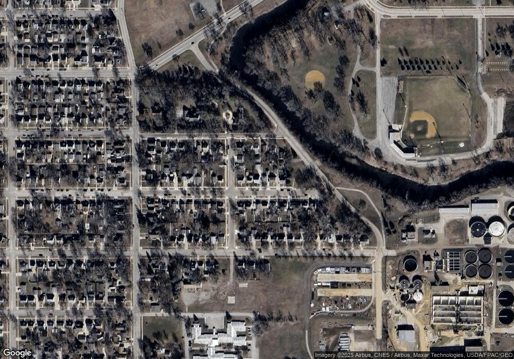 210 11th Ave SW, Austin, MN 55912 - photo 1