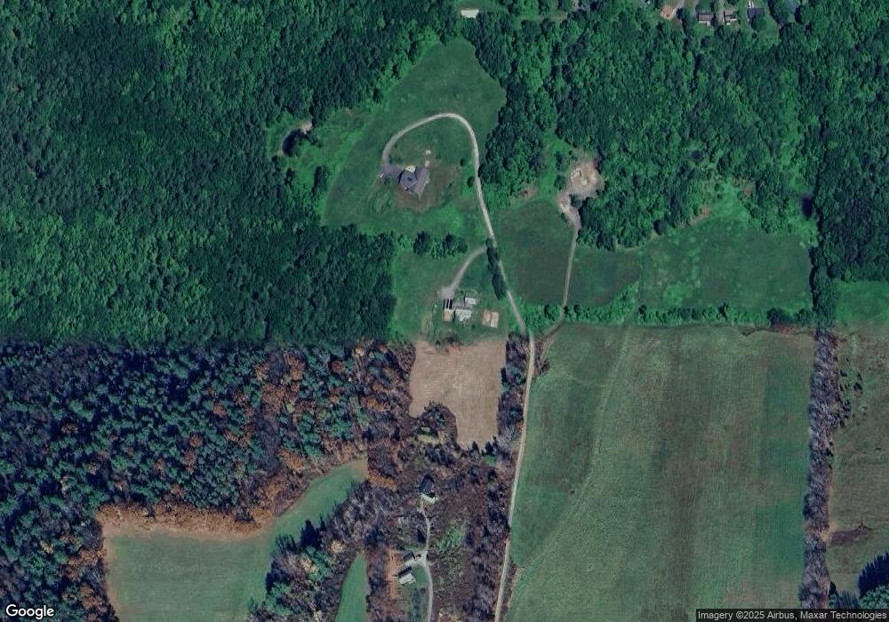 128 Gateway Farm Rd, Brattleboro, VT 05301 - photo 1