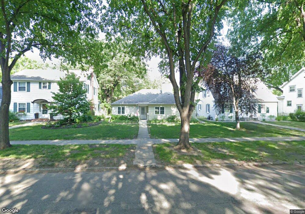 1214 8th St S, Fargo, ND 58103 - photo 1