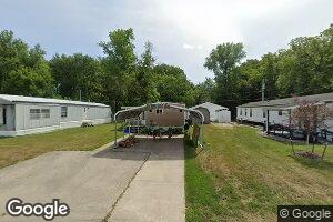 436 S 4th St, Lansing, IA 52151