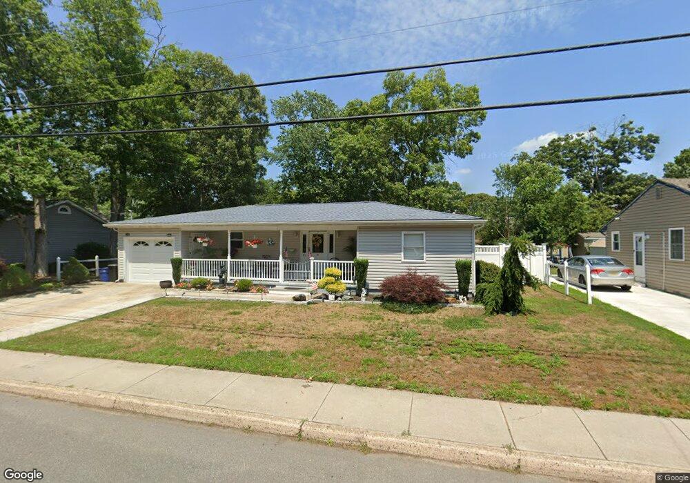 31 W Laurel Dr, Somers Point, NJ 08244 - photo 1