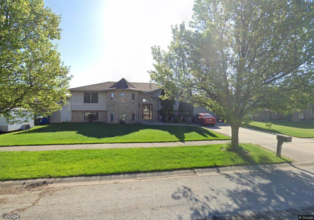 1290 Glenn Dr, Crown Point, IN 46307 - photo 1