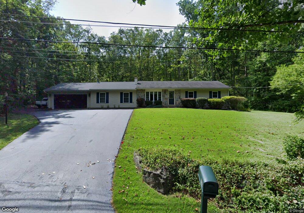 24 Cemetery Ln, Schwenksville, PA 19473 - photo 1