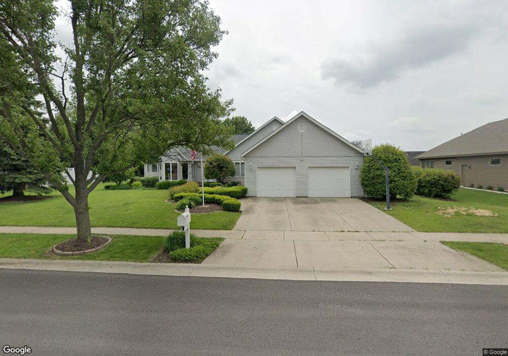 885 Michael Dr, Morris, IL 60450 - photo 1