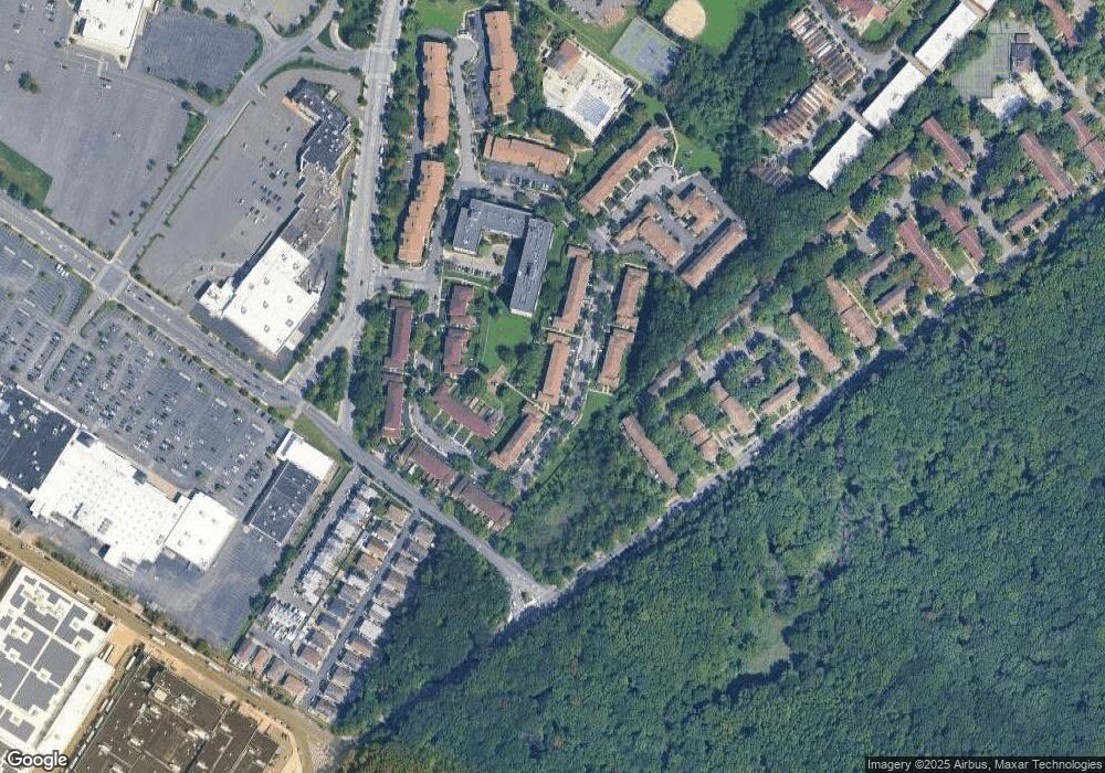 217 Windham Loop unit 417, Staten Island, NY 10314 - photo 1