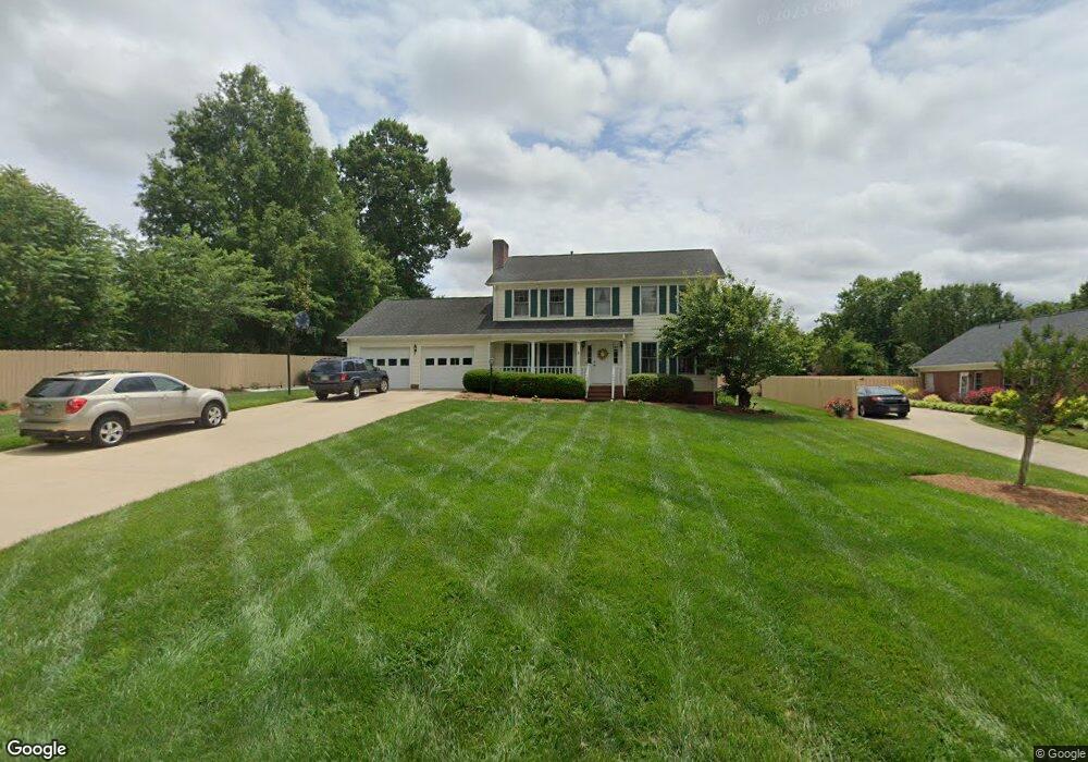 172 Eastwood Dr, Statesville, NC 28625 - photo 1