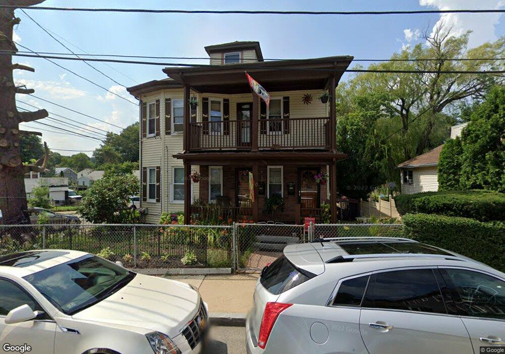 60 Ridlon Rd, Mattapan, MA 02126 - photo 1