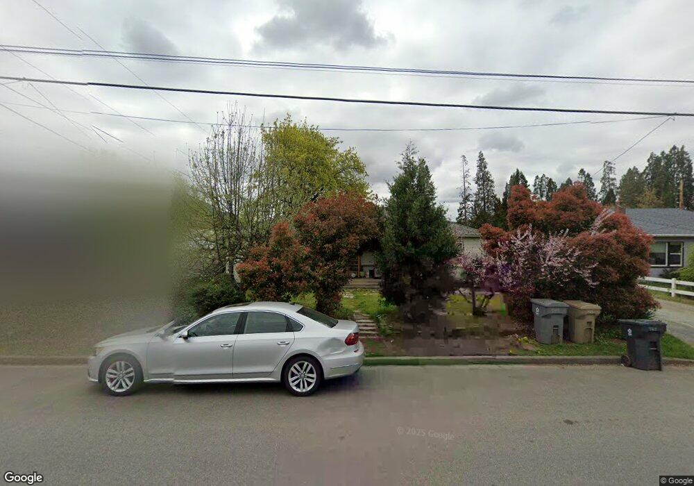 987 SE N St, Grants Pass, OR 97526 - photo 1