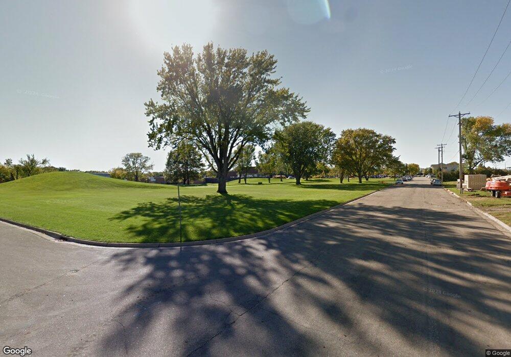 8000 Grand Ave S, Bloomington, MN 55420 - photo 1