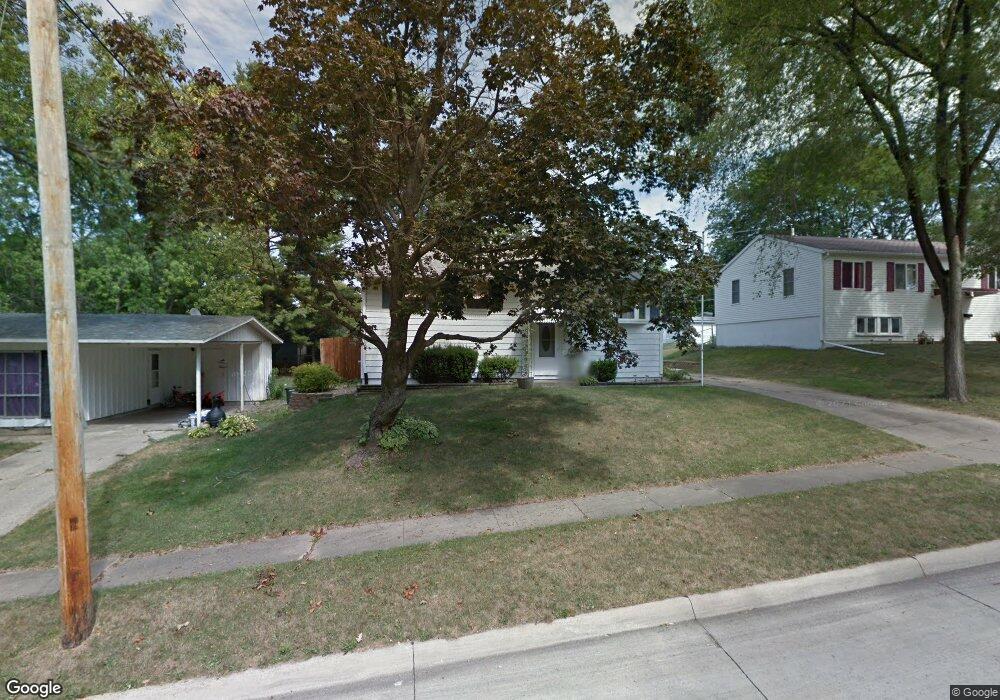 865 S 6th St, Marion, IA 52302 - photo 1