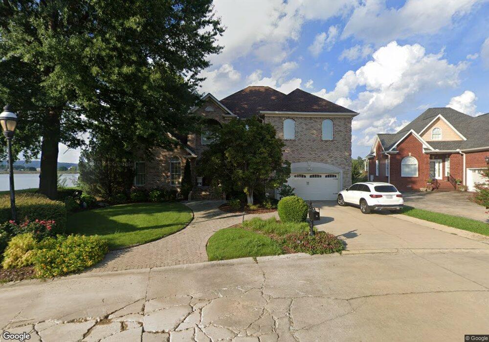 223 Lakepoint Dr, Gadsden, AL 35901 - photo 1