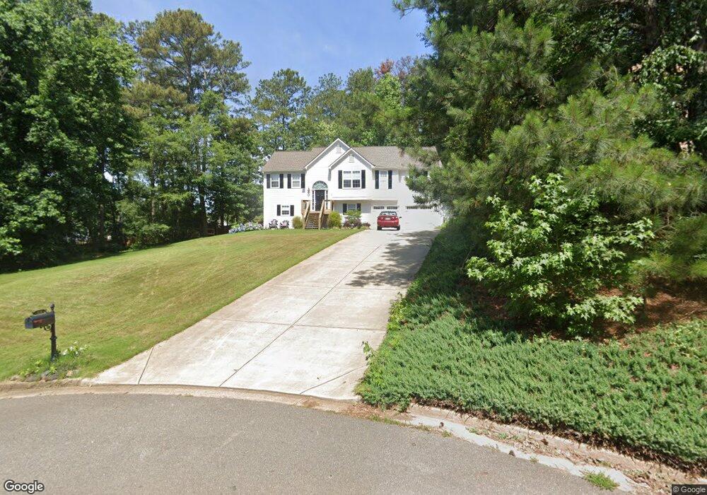 570 Wentworth Ct, Canton, GA 30114 - photo 1