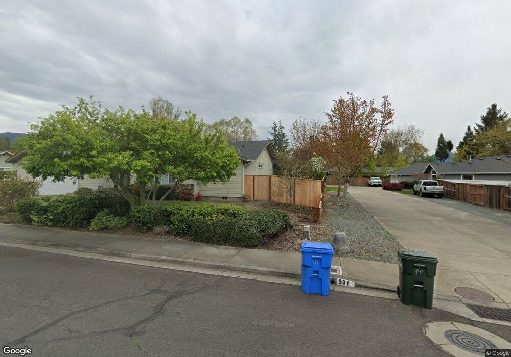 991 SW Princeton Place, Grants Pass, OR 97527 - photo 1