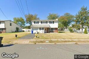 33 Michael St, Iselin, NJ 08830