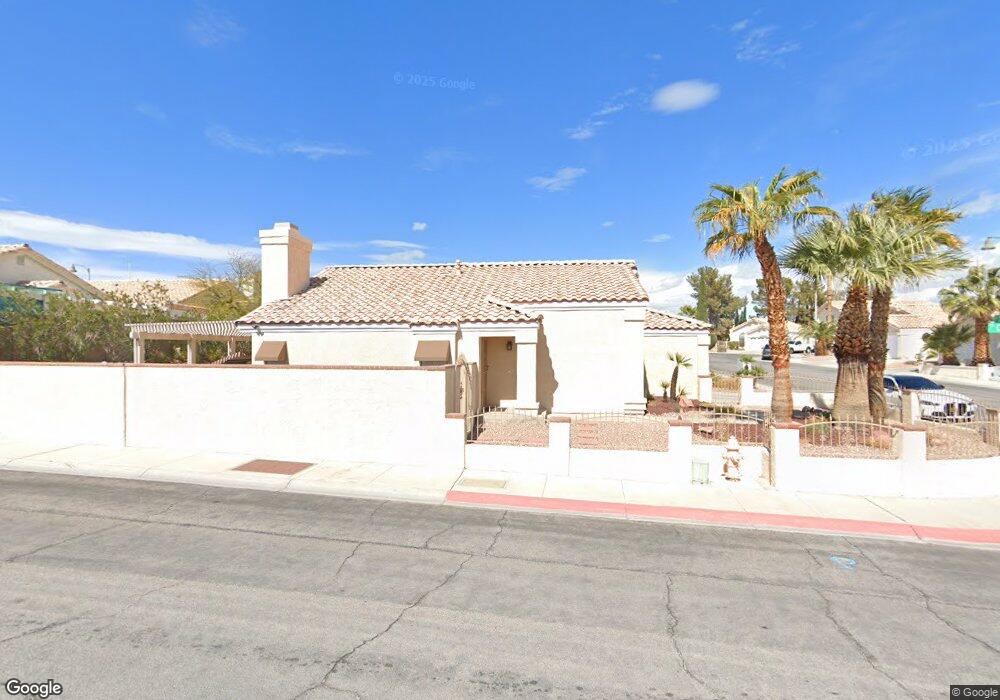 2717 Snow Cap Cir, Las Vegas, NV 89117 - photo 1