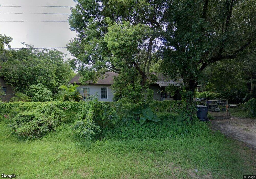 6912 Vermont Dr, Tampa, FL 33619 - photo 1