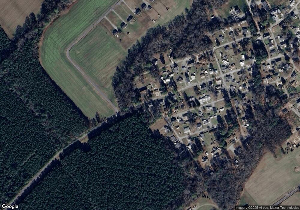 108 Pine Rd, Dunnsville, VA 22454 - photo 1