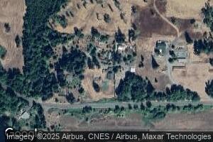 247 Fanchin Ln, Umpqua, OR 97486
