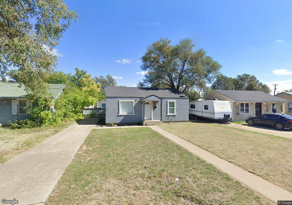 112 Elm Ave, Dumas, TX 79029 - photo 1