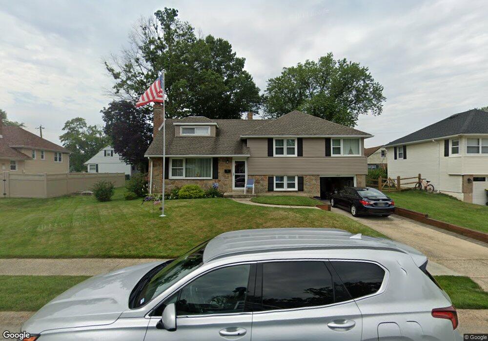 1802 Graywell Rd, Wilmington, DE 19803 - photo 1