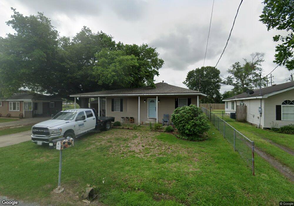 424 Beaugh Rd, Lake Charles, LA 70607 - photo 1