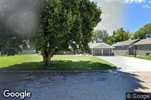 935 W 1st St, Minden, NE 68959