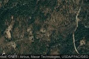 579 Old County Rd, Washington, ME 04574