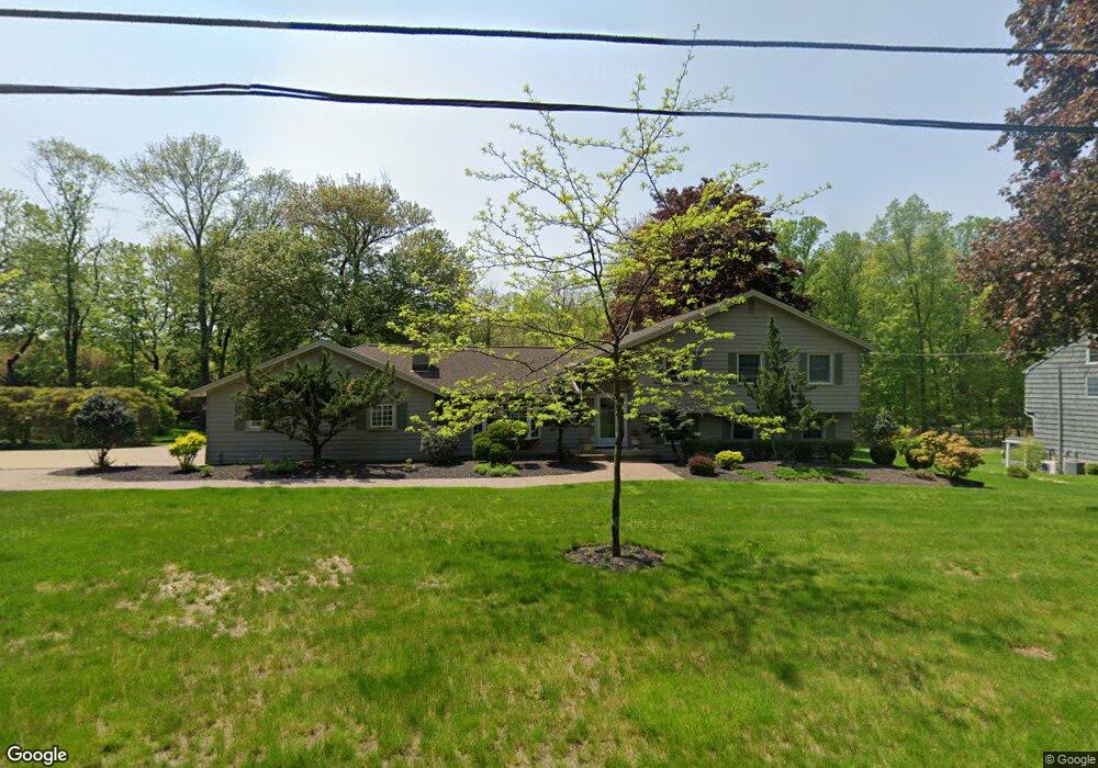 42 Inverness Rd, Trumbull, CT 06611 - photo 1