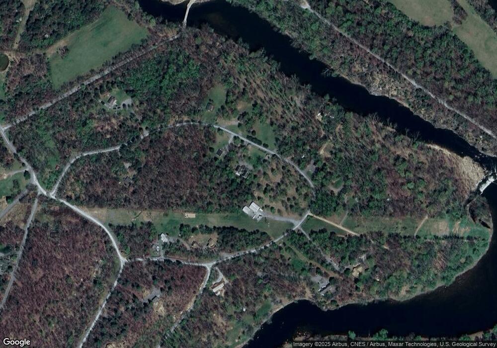 258 Meadow Wood Cir, Berkeley Springs, WV 25411 - photo 1