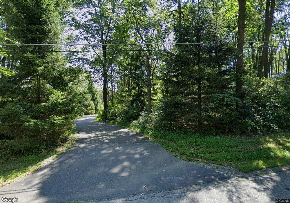 226 Buckhorn Dr, Belvidere, NJ 07823 - photo 1