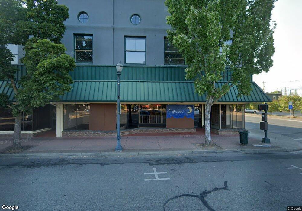 232 NW 6th St, Grants Pass, OR 97526 - photo 1