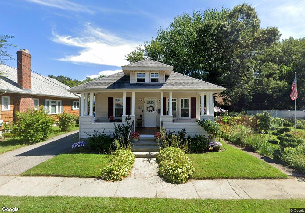 17 Somerset Ave, Riverside, RI 02915 - photo 1