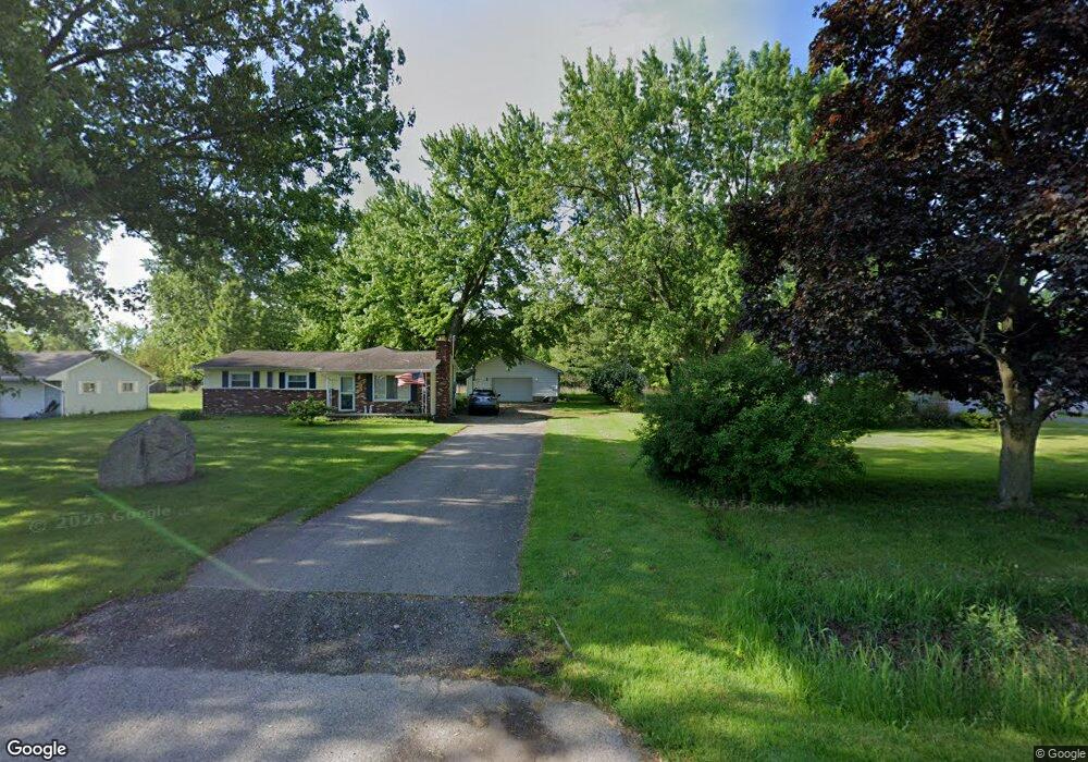 12420 Burt Rd, Birch Run, MI 48415 - photo 1