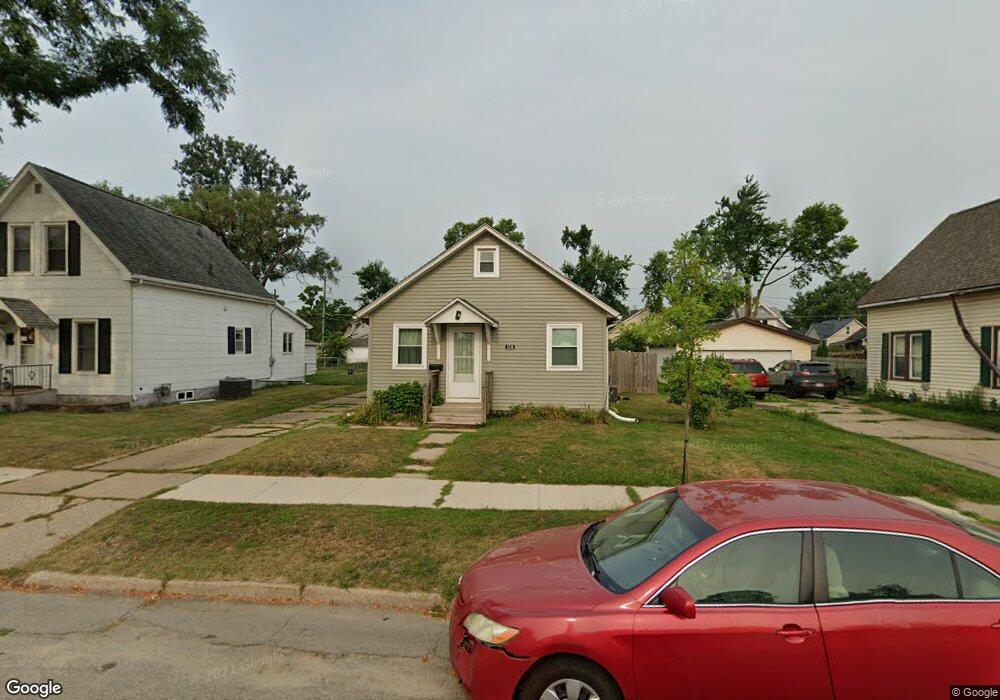 1116 9th St NW, Cedar Rapids, IA 52405 - photo 1