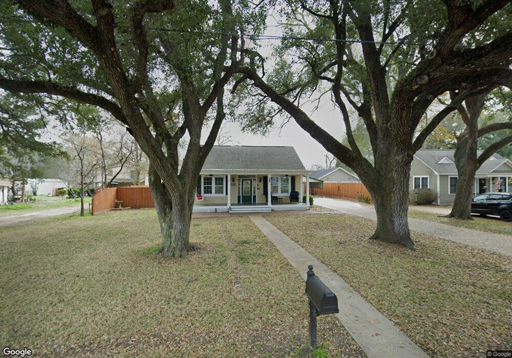 209 Fannin St, Richmond, TX 77469 - photo 1