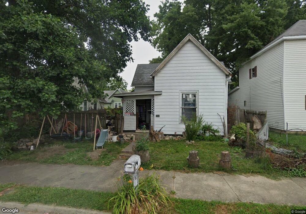 918 W Powers St, Muncie, IN 47305 - photo 1