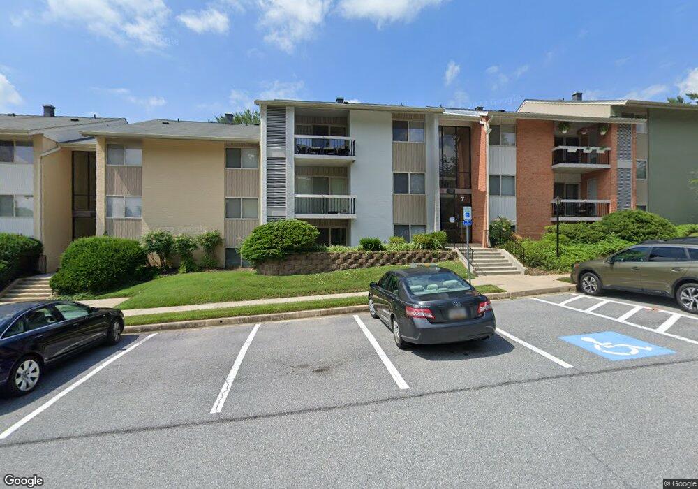 7 Ruxview Ct, Towson, MD 21204 - photo 1