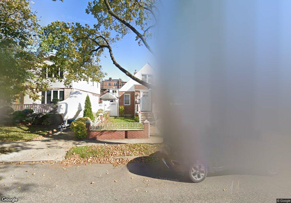 4543 192nd St, Flushing, NY 11358 - photo 1