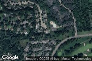 22 Fieldstone Dr, Clinton, NJ 08809