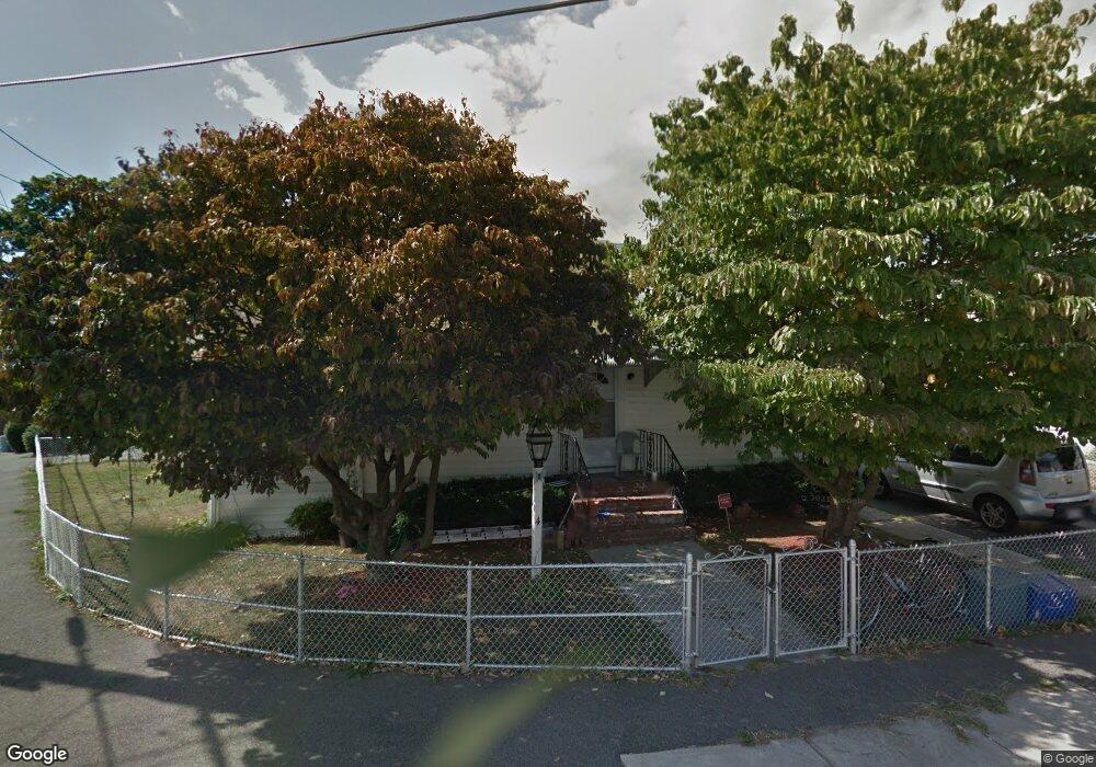 4 Dartmouth St, Quincy, MA 02169 - photo 1