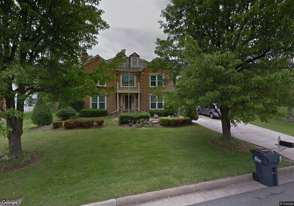 5712 Hampton Forest Way, Fairfax, VA 22030 - photo 1