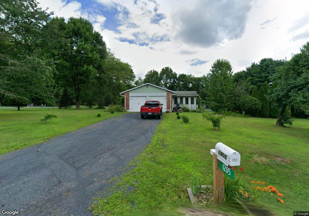 1049 Greenway Ln, Kunkletown, PA 18058 - photo 1