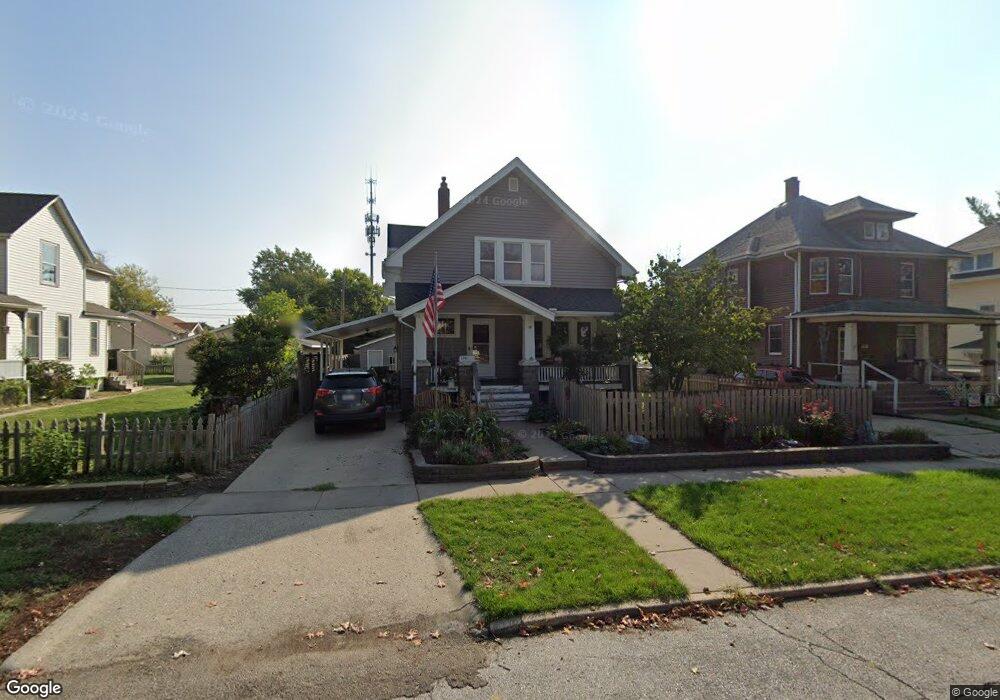 1925 N Howell St, Davenport, IA 52804 - photo 1