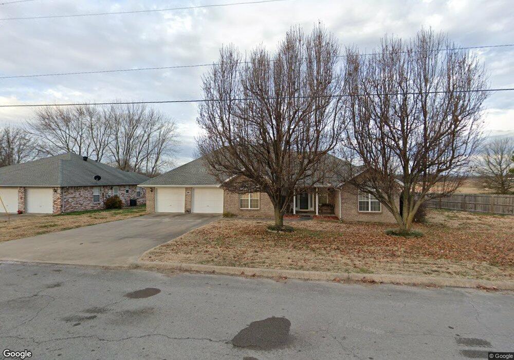 100 S Baggett St, Prairie Grove, AR 72753 - photo 1