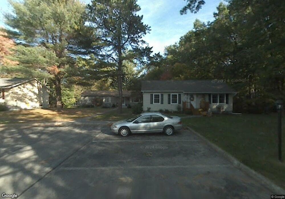 18 Oriole Ct, Saratoga Springs, NY 12866 - photo 1