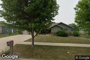 573 Golf View Dr, Sibley, IA 51249